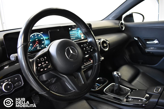 MERCEDES-BENZ A 160 d Business