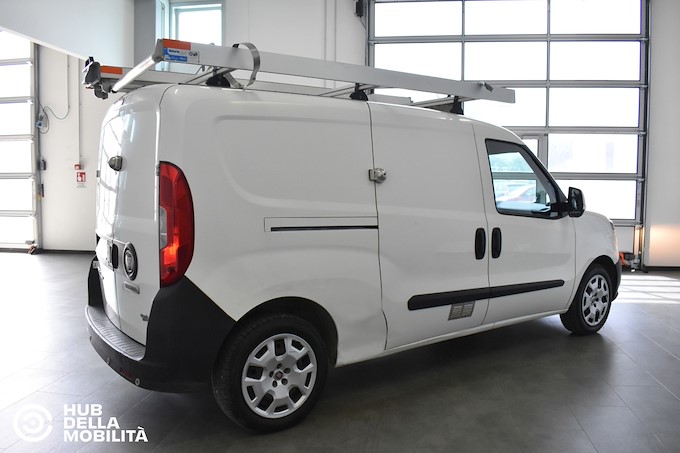 FIAT Doblò 1.4 T-Jet Natural Power PL-TN Cargo Maxi Lamierato SX