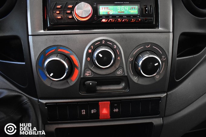 IVECO Daily 35C14GV BTor 3.0 CNG PL-TA-RG Furgone