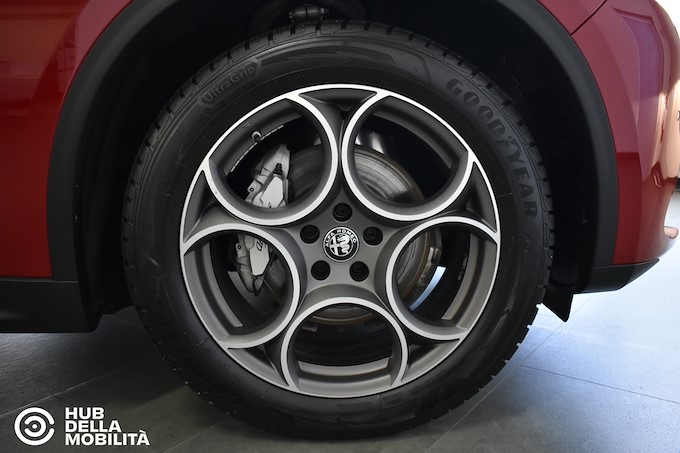 ALFA ROMEO Stelvio 2.2 Turbodiesel 190 CV AT8 Q4 Sprint