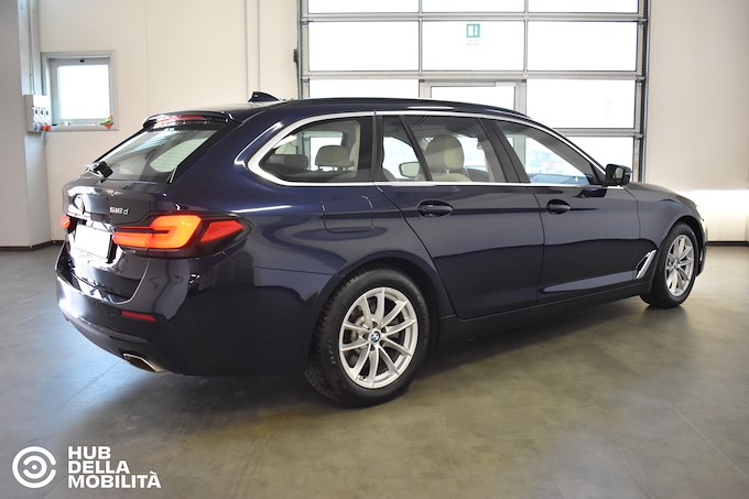 BMW 518d 48V Touring Business