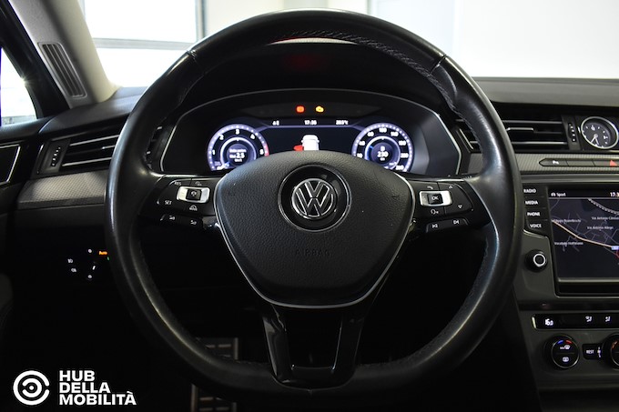VOLKSWAGEN Passat Business Alltrack 2.0 TDI 190 CV 4MOTION DSG Exec.BMT
