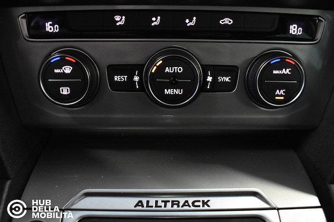 VOLKSWAGEN Passat Business Alltrack 2.0 TDI 190 CV 4MOTION DSG Exec.BMT