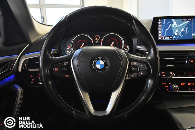 BMW 520d xDrive Touring Luxury