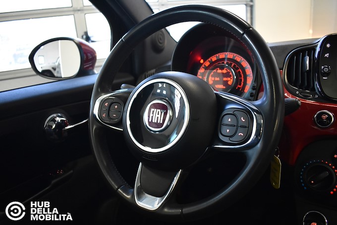 FIAT 500 1.0 Hybrid Red