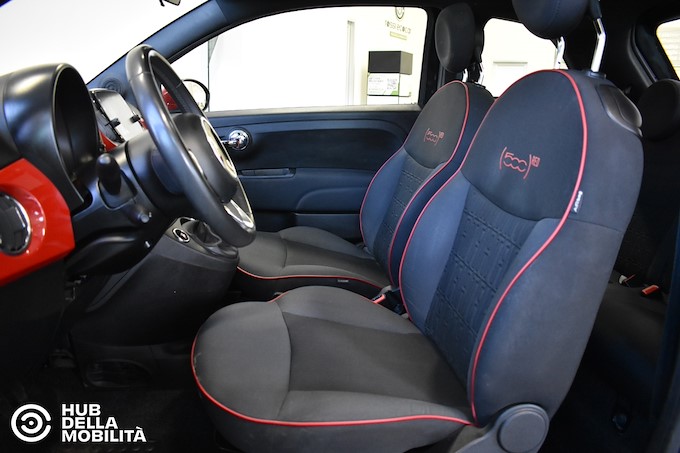 FIAT 500 1.0 Hybrid Red