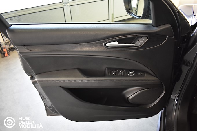ALFA ROMEO Stelvio 2.2 Turbodiesel 210 CV AT8 Q4 Sprint