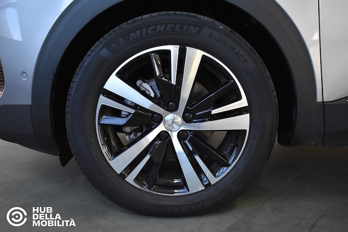 PEUGEOT 5008 BlueHDi 130 S&S EAT8 GT