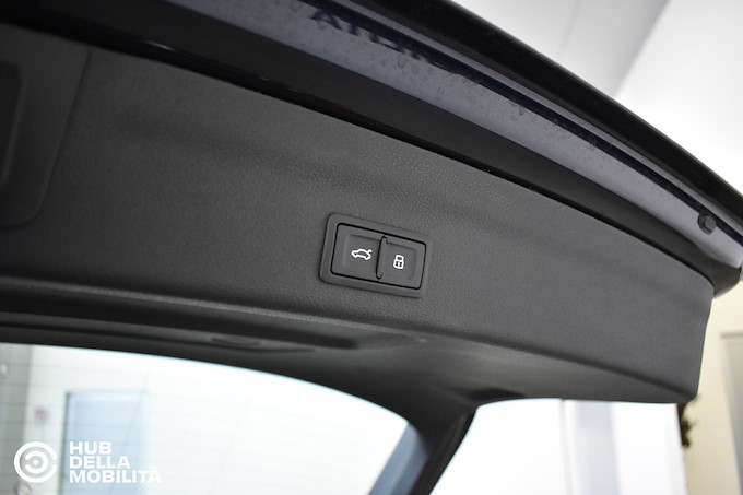 AUDI A6 Avant 40 2.0 TDI S tronic Business Design