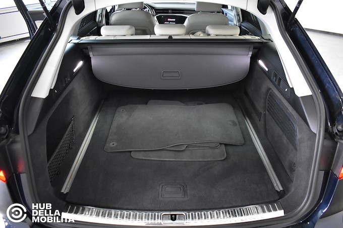 AUDI A6 Avant 40 2.0 TDI S tronic Business Design