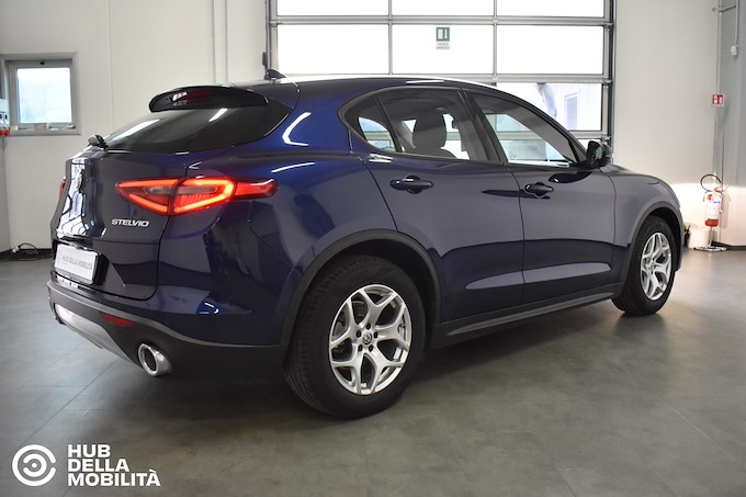 ALFA ROMEO Stelvio 2.2 Turbodiesel 190 CV AT8 RWD Business