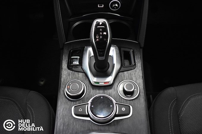 ALFA ROMEO Stelvio 2.2 Turbodiesel 190 CV AT8 RWD Business