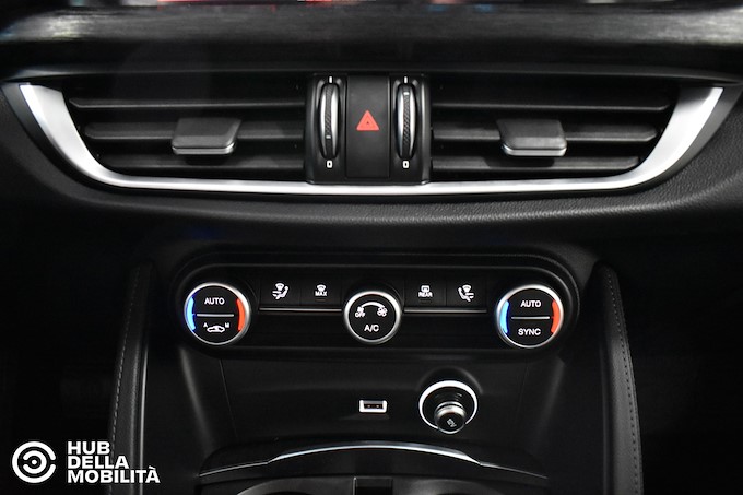 ALFA ROMEO Stelvio 2.2 Turbodiesel 190 CV AT8 RWD Business