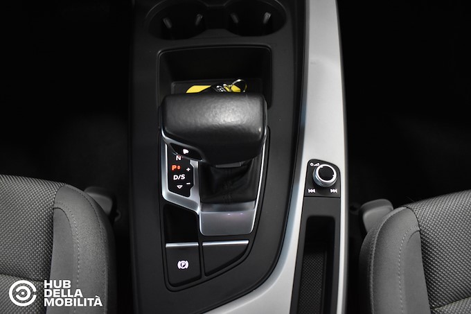 AUDI A4 Avant 40 TDI quattro S tronic