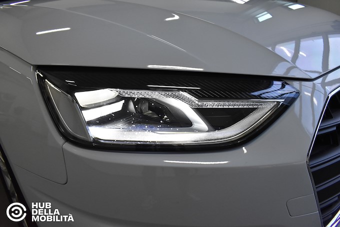 AUDI A4 Avant 40 TDI quattro S tronic