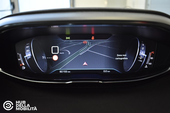 PEUGEOT 3008 BlueHDi 130 S&S Business