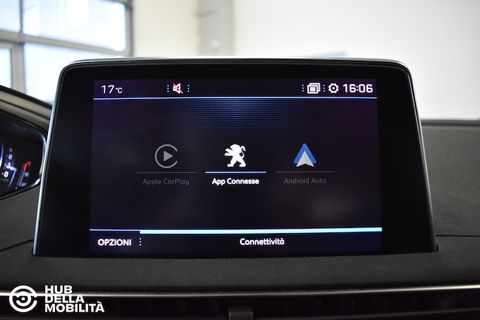 PEUGEOT 3008 BlueHDi 130 S&S Business