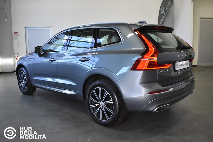VOLVO XC60 B4 (d) AWD Geartronic Inscription