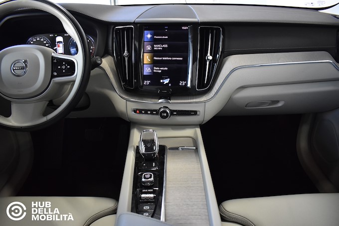 VOLVO XC60 B4 (d) AWD Geartronic Inscription