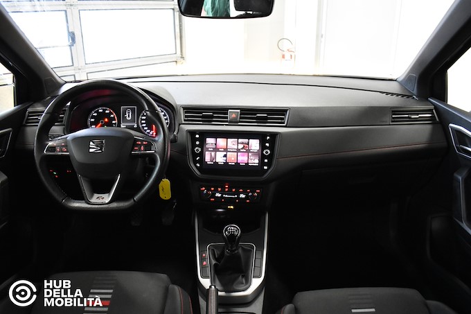 SEAT Arona 1.0 TGI FR