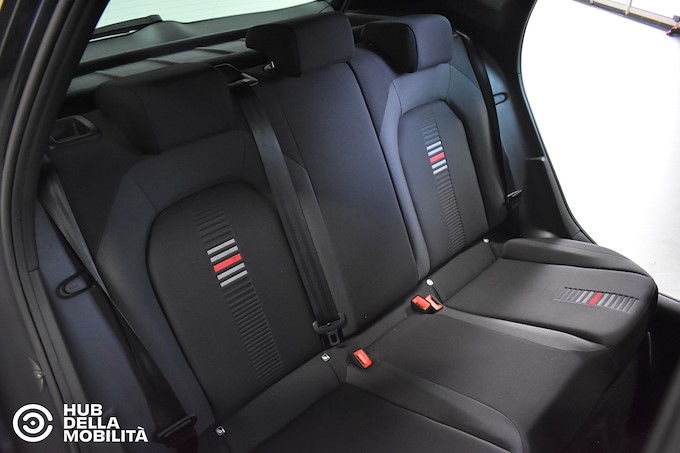 SEAT Arona 1.0 TGI FR