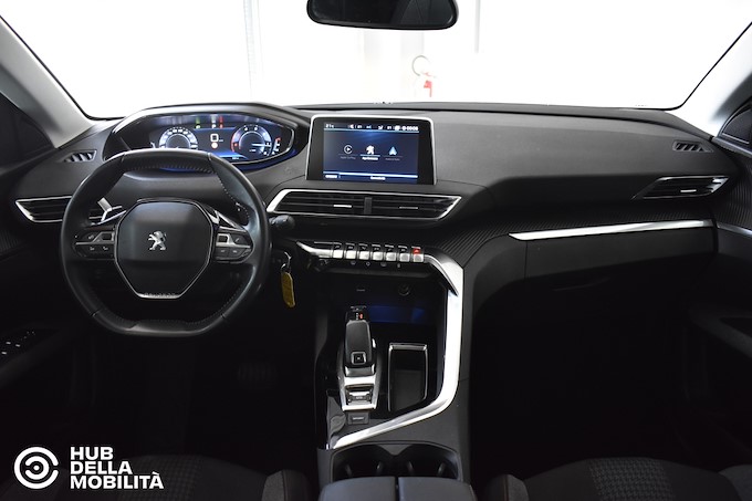 PEUGEOT 3008 BlueHDi 130 S&S EAT8 Business