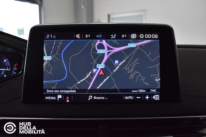 PEUGEOT 3008 BlueHDi 130 S&S EAT8 Business