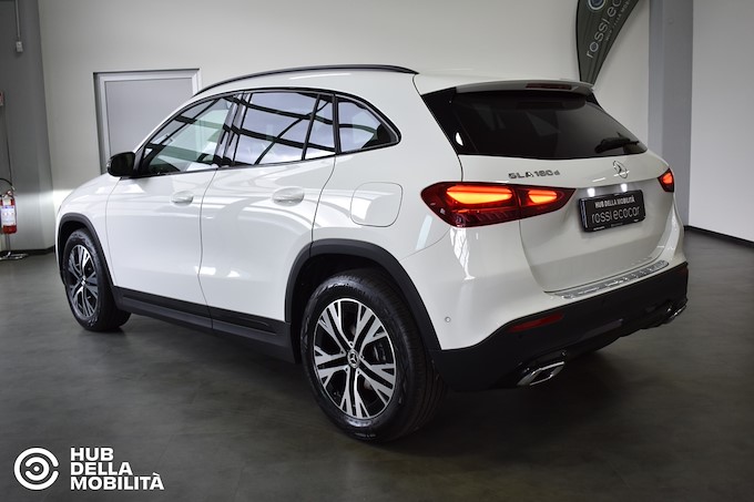 MERCEDES GLA 180 D AUT. BUSINESS EXTRA