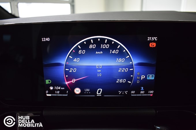 MERCEDES GLA 180 D AUT. BUSINESS EXTRA