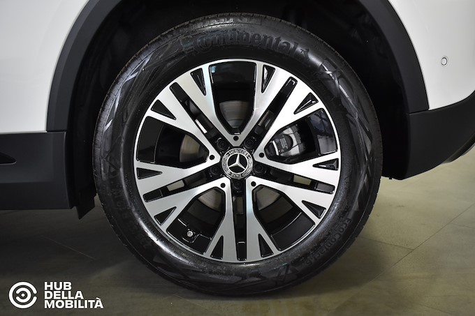 MERCEDES GLA 180 D AUT. BUSINESS EXTRA