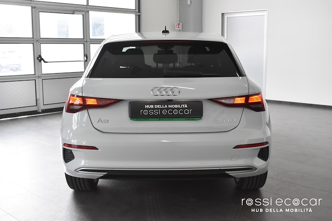 AUDI  A3 35 TDI SBK S-TRONIC BUSINESS ADVANTAGE