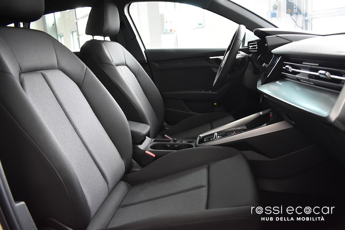 AUDI  A3 35 TDI SBK S-TRONIC BUSINESS ADVANTAGE