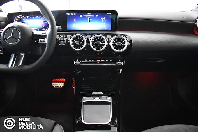 A 180 D AMG LINE ADVANCED PLUS