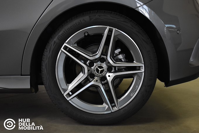 A 180 D AMG LINE ADVANCED PLUS