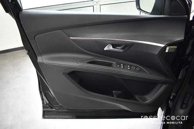 PEUGEOT 5008 BLUEHDI ALLURE AT8 130 CV 7 POSTI