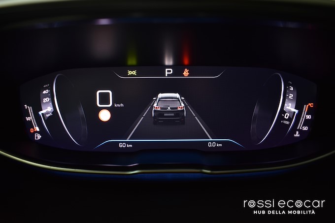 PEUGEOT 5008 BLUEHDI ALLURE AT8 130 CV 7 POSTI