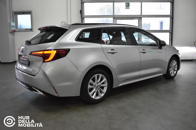 TOYOTA COROLLA SW 1.8 HYBRID ACTIVE