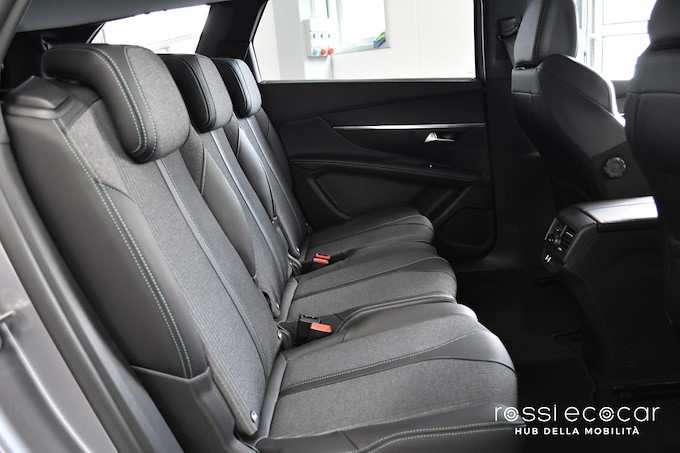 PEUGEOT 5008 BLUEHDI ALLURE AT8 130 CV 7 POSTI