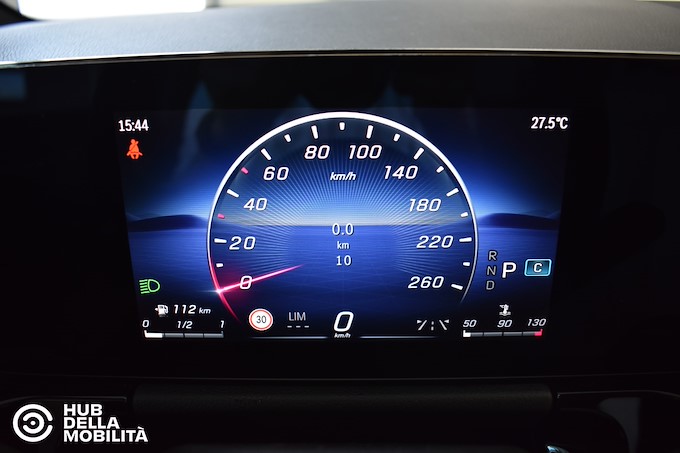 MERCEDES GLA 180 D AUT. BUSINESS EXTRA