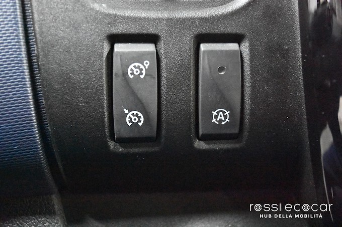 OPEL VIVARO 1.6 BiTurbo 6 POSTI