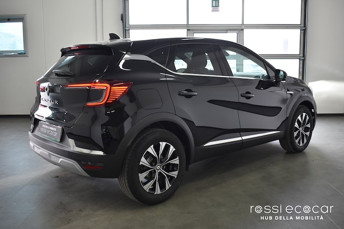 RENAULT CAPTUR 1.0 TCE TECHNO