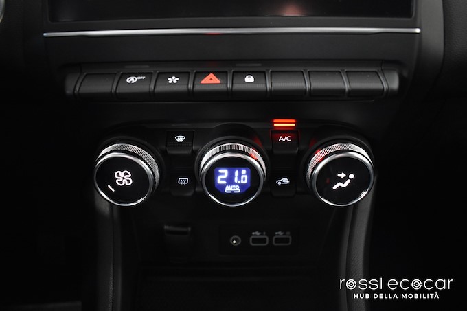 RENAULT CAPTUR 1.0 TCE TECHNO