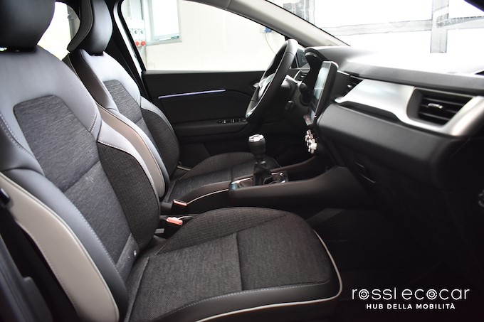 RENAULT CAPTUR 1.0 TCE TECHNO