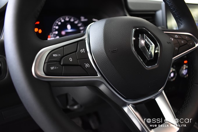 RENAULT CAPTUR 1.0 TCE TECHNO