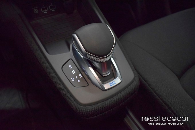 RENAULT ZOE LIFE R110