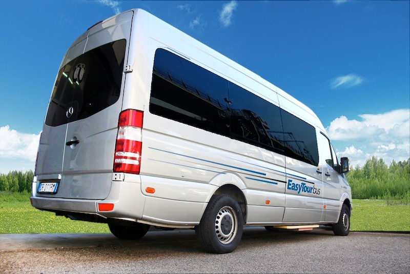 Mini bus 9 posti Versione Gran Turismo